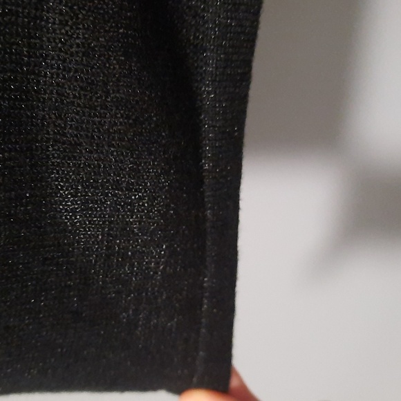 mac & jac Black Ruffle Shoulder Round Neck Silver Shine Short Sleeve Top - Picture 8 of 10